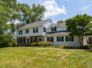 407 Compton Rd, Cincinnati, OH 45215