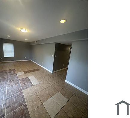 4th image of 4760 Dodt Ave