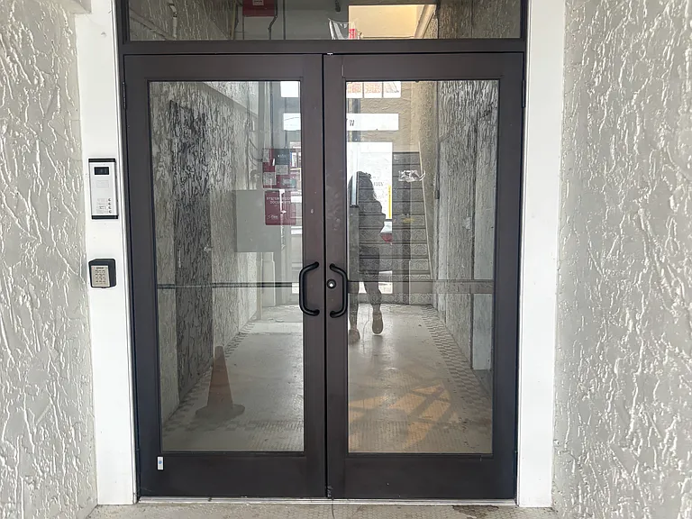 101 W Court St #A — Photo 3