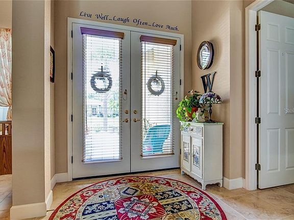 3rd image of 4 Long Meadow Ct