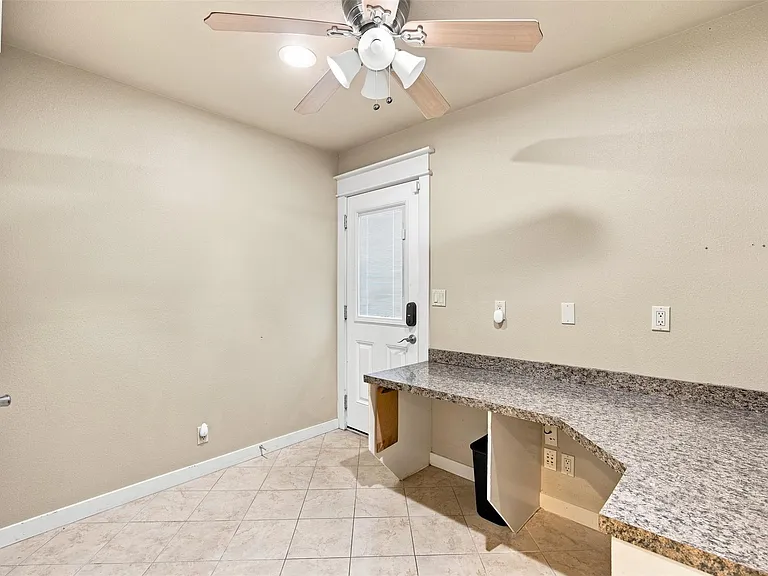 100 W 55th 1/2 St #A — Photo 14
