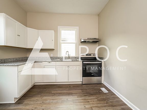 3rd image of 705 Salisbury Ridge Rd