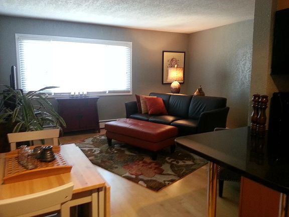 2nd image of 3018 Aldrich Ave S APT 6