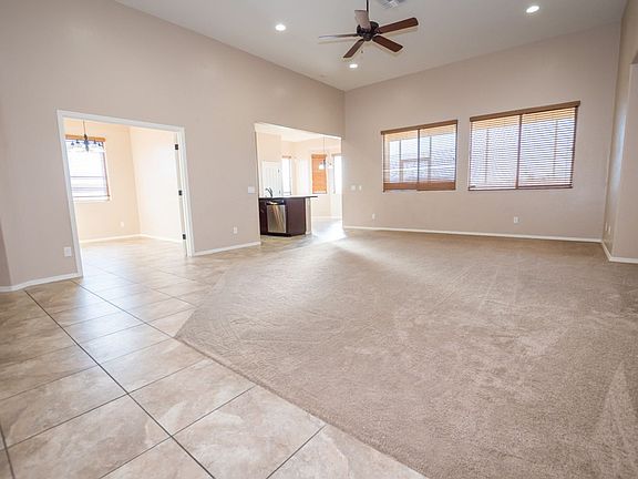4th image of 1804 Prairie Grass Dr