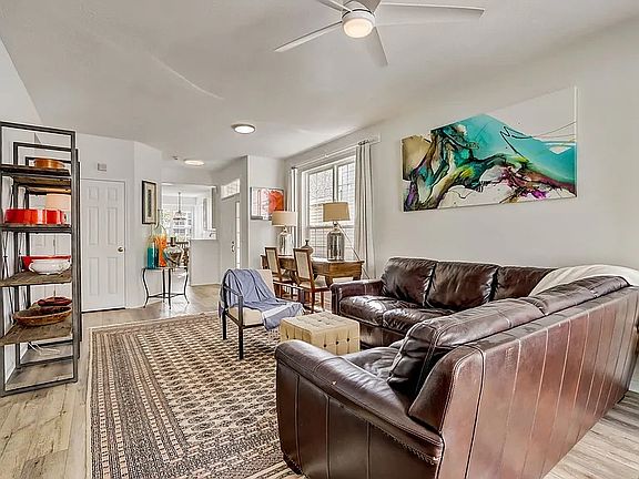 3rd image of 524 Chauncy St #1
