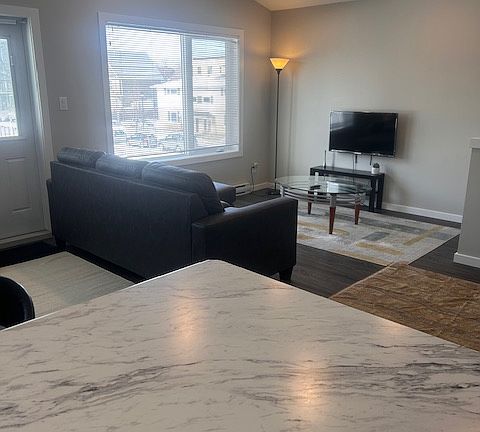 3rd image of 135 Maryland St