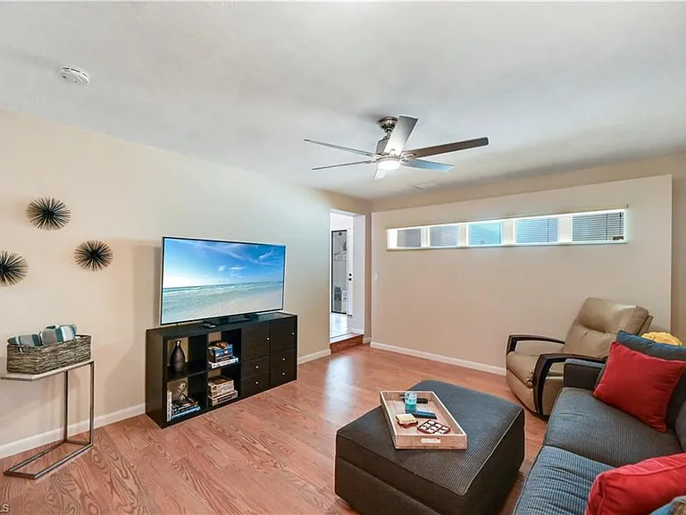 878 Meadowland Dr #4 — Photo 19