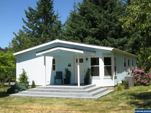 17275 Oakdale Rd, Dallas, OR 97338