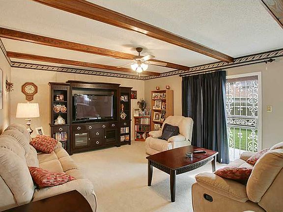 4th image of 3328 Mallard Dr