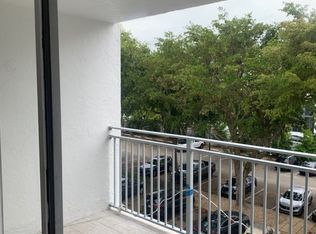 750 NE 64th St APT B400, Miami, FL 33138