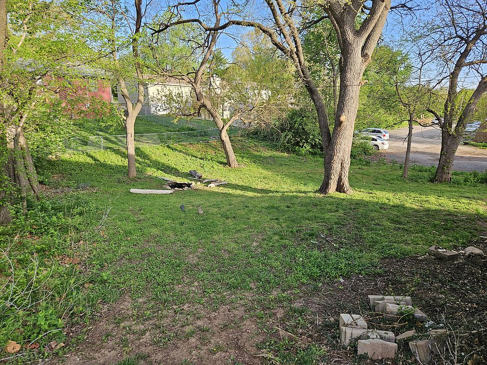 Backyard. Not fenced, shared with side A tenants.