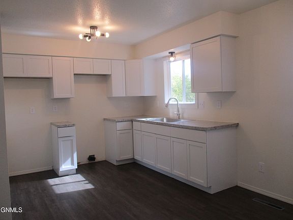2nd image of 1723 30th St W
