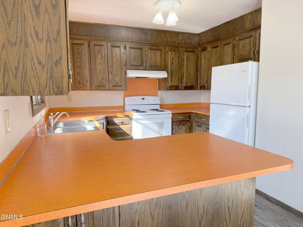 bismarck-north-dakota-447600754 picture