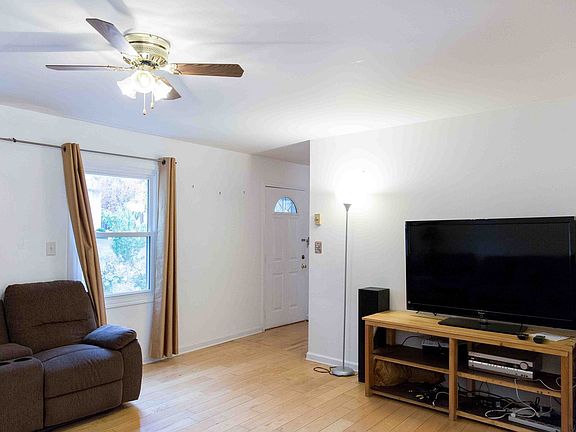 5th image of 112 Wineberry Ln