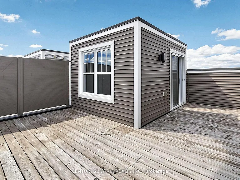 79 Boadway Cres — Photo 47