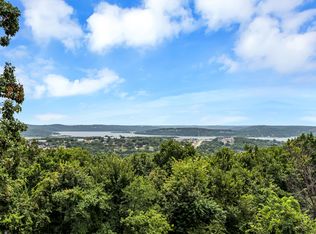10 Hillcrest Dr, Kimberling City, MO 65686