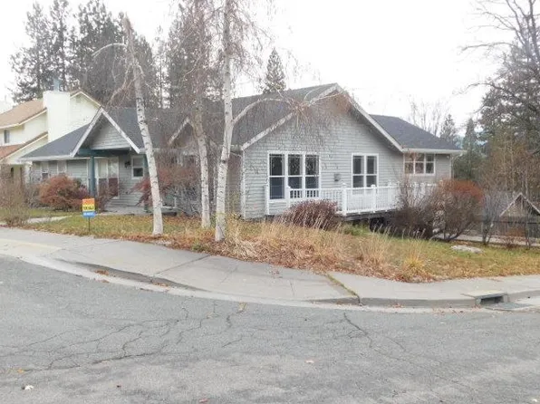 1501 Village Way, Mount Shasta, CA 96067