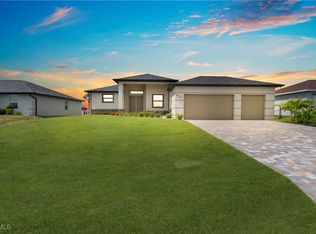 4107 NW 37th St, Cape Coral, FL 33993