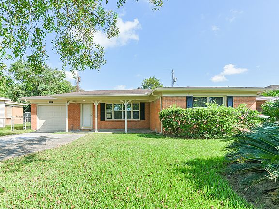 2nd image of 6206 Diamond Ct