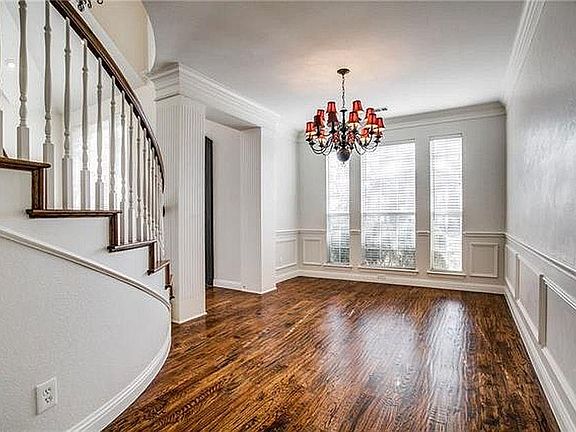 2nd image of 1312 Burgundy Ct
