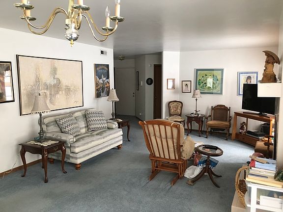 4th image of 872 Quin Ct #1610-7