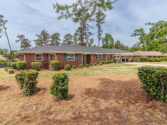 4th image of 3131 Trafalgar Drive