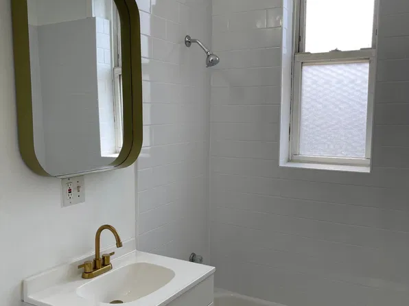 1037 N Christiana Ave APT 1F, Chicago, IL 60651
