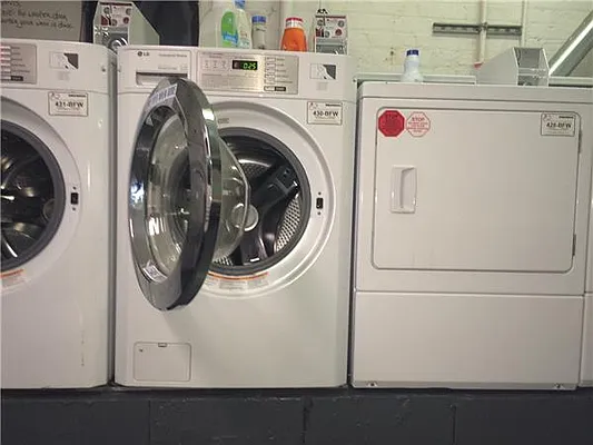 Rented by R New York | media 17