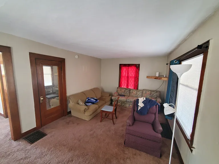 601 Lathrop St — Photo 18