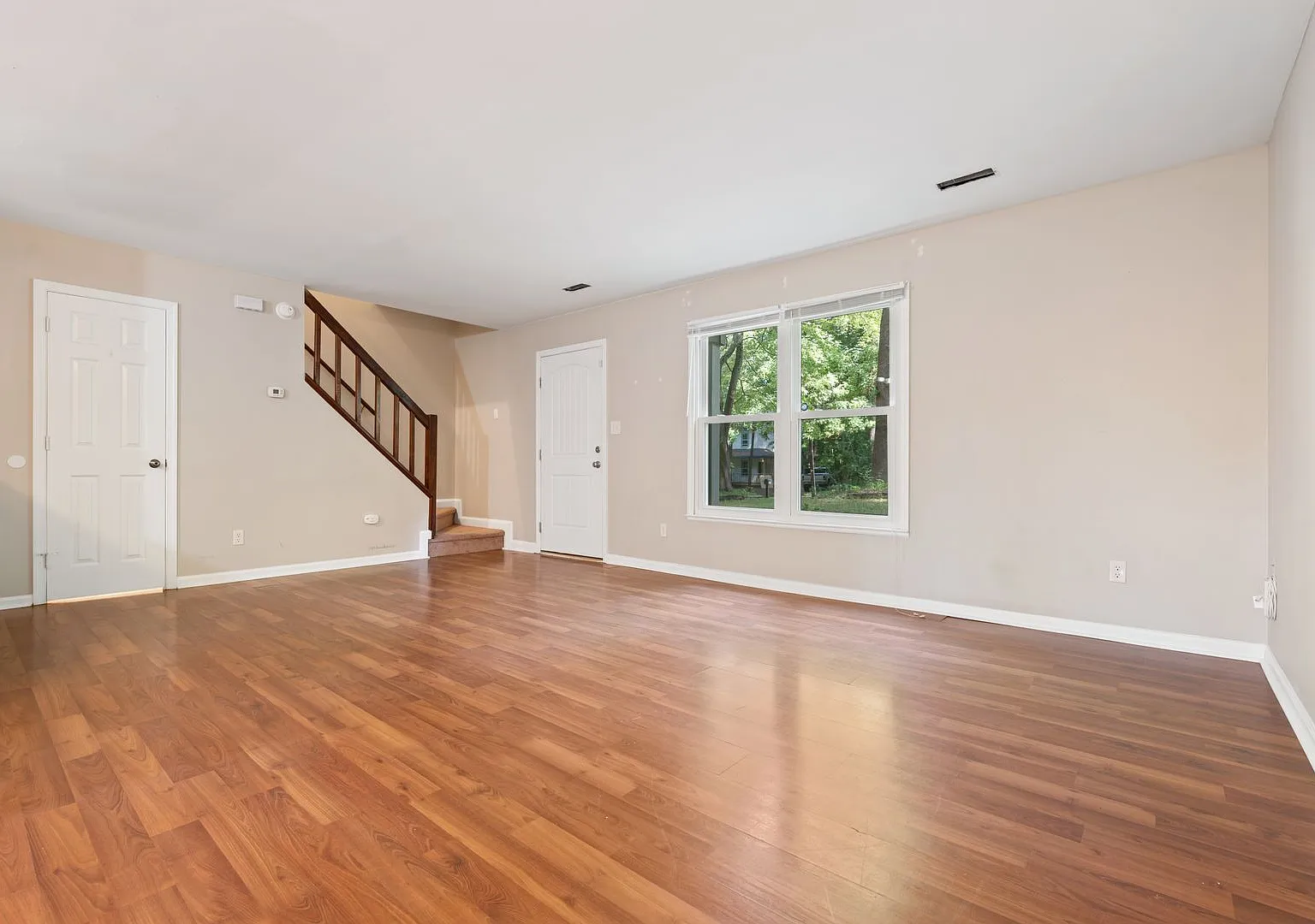 Price drop + $500 OFF First Month's Rent - 2be /1.5ba Duplex Near Downtown Cary — Photo 4