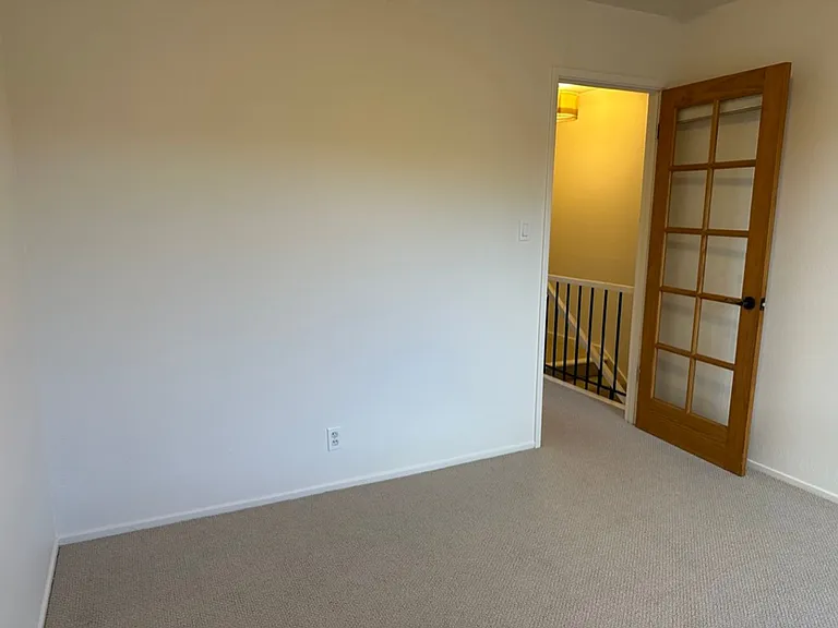 19 Pixley Ave — Photo 41
