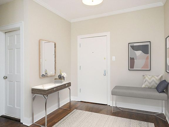 2nd image of 1227 W Lunt Ave APT 3B