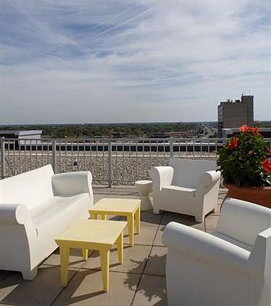 4th image of 411 S Old Woodward Ave Unit 531