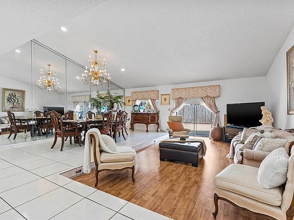 3rd image of 7497 NW 49th St