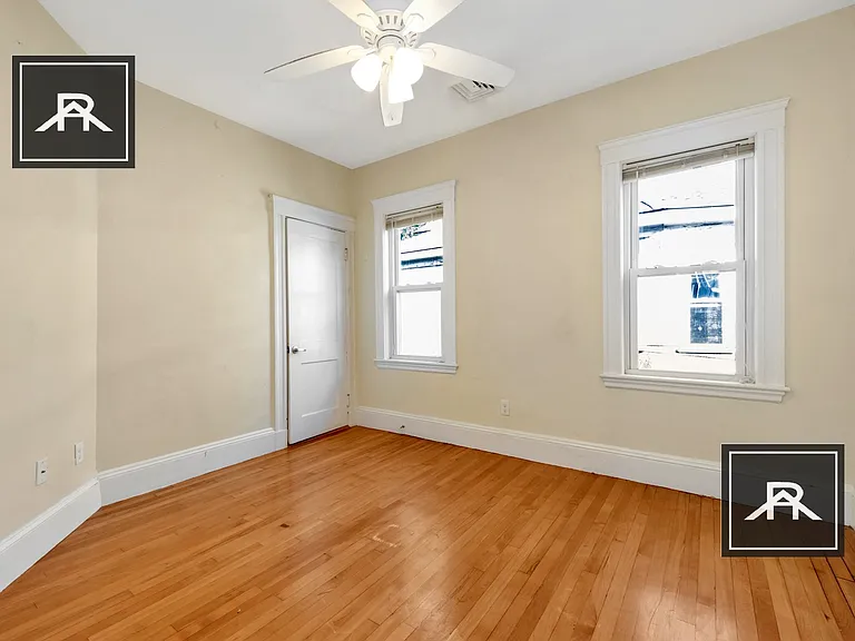 298-300 Alewife Brook Pkwy #2 — Photo 13