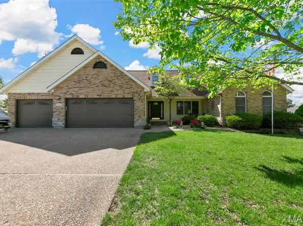 609 Meyer Rd, Wentzville, MO 63385