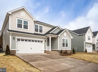 5032 Gray Fox Dr, Bealeton, VA 22712