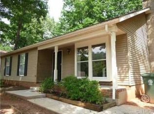 105 S Atley Ln, Cary, NC 27513