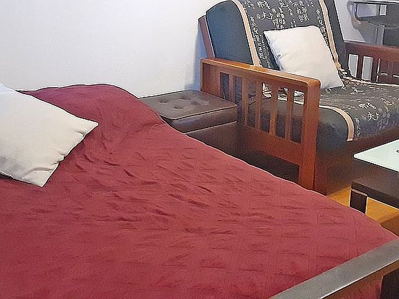 Comfortable full size futon