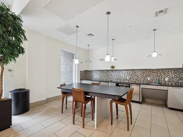 300 Saint Joseph Pkwy #223 — Photo 23