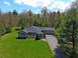 7 Rattlesnake Mountain Rd, Stockbridge, MA 01262