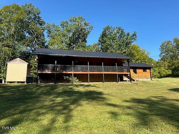 5th image of 3552 Greenwood Dr