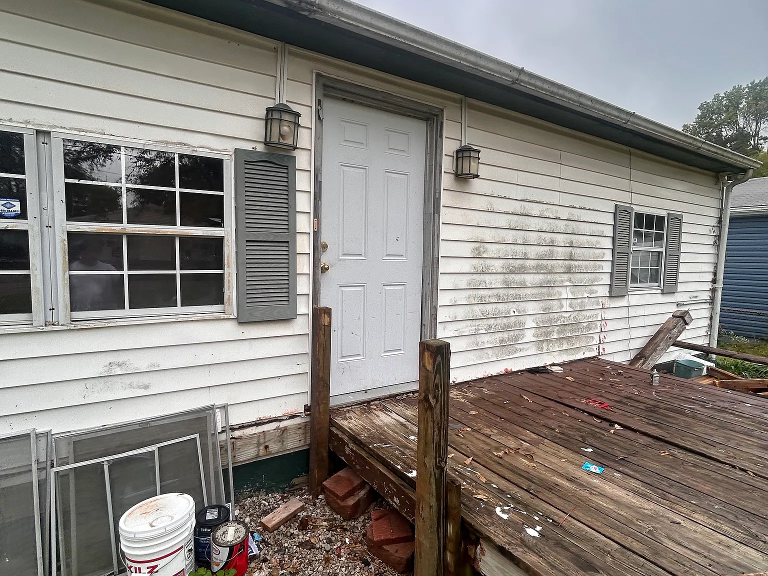 2 bed, 1050 sqft, $875 — Photo 3