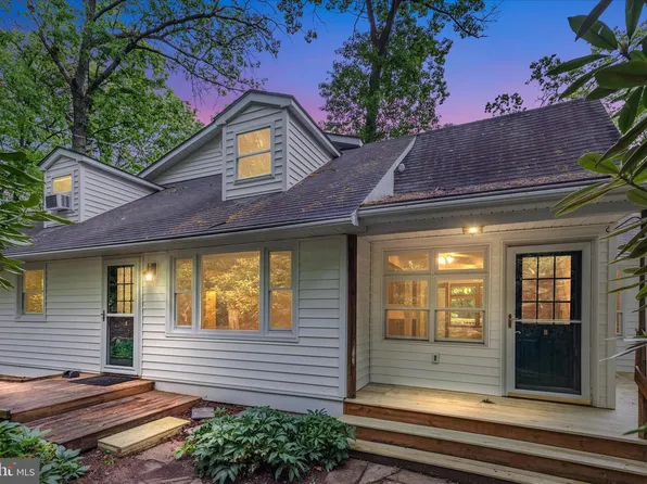 110 Erie Trl, Winchester, VA 22602