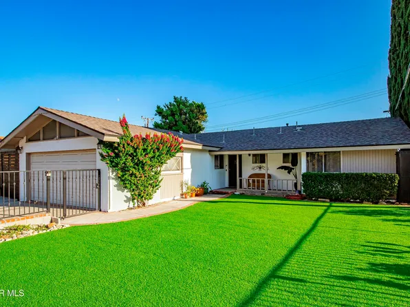 19776 Merryhill St, Santa Clarita, CA 91351