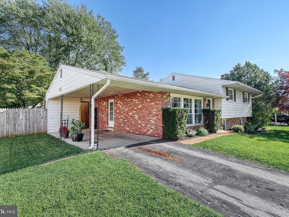 1106 Charles St, Mechanicsburg, PA 17055 Zillow