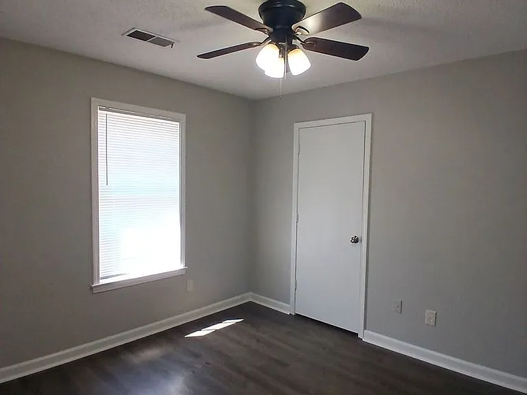 5962 Whisper Valley Dr — Photo 8