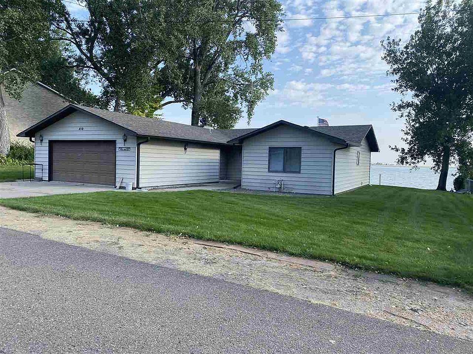 1st image of 419 Sandpiper Way
