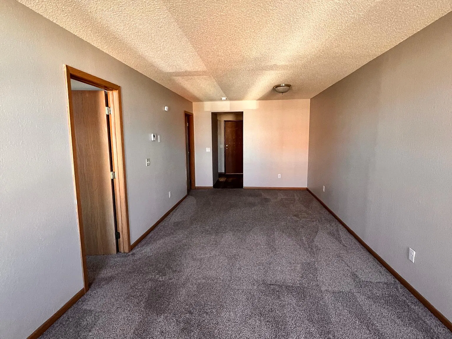 2 bed, $950 — Photo 2