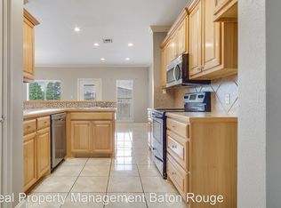 24111 Chateau De Chene Blvd, Walker, LA 70785